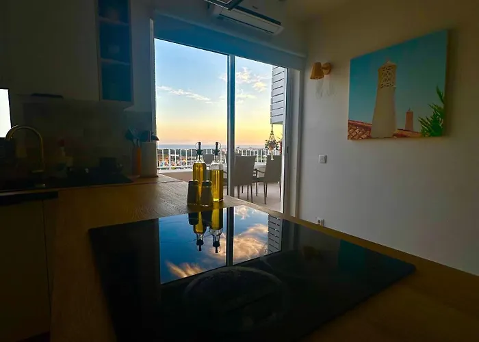 Ocean View Skyline ‚hakuna Matata' Apartament Albufeira