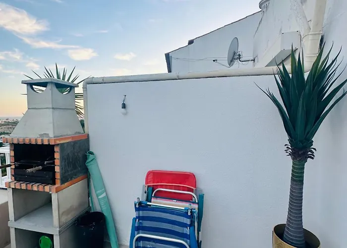 Ocean View Skyline ‚hakuna Matata' *