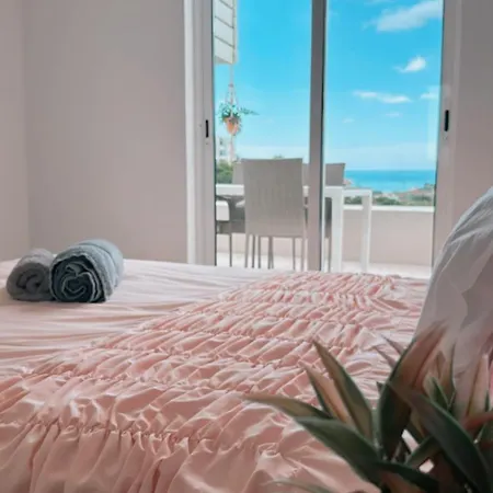 Ocean View Skyline ‚hakuna Matata' דירה *