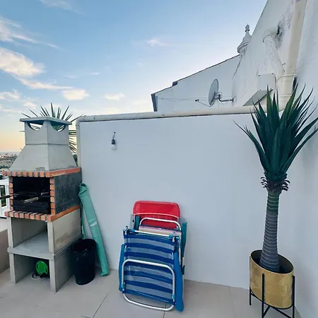 Ocean View Skyline ‚hakuna Matata' *